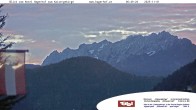 Archiv Foto Webcam Blick aufs Kaisergebirge 05:00