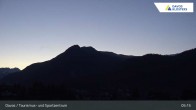 Archiv Foto Webcam Davos: Sport- und Tourismuszentrum 04:00