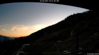 Archived image Webcam Restaurant Trächuhittu in Jeizine 19:00