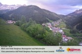 Archived image Webcam Welschnofen: Hotel Berghaus Rosengarten 19:00