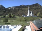 Archiv Foto Webcam Kreuth: Kirche und Freibad 11:00