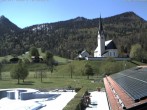 Archiv Foto Webcam Kreuth: Kirche und Freibad 13:00