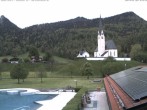 Archiv Foto Webcam Kreuth: Kirche und Freibad 06:00