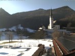 Archiv Foto Webcam Kreuth: Kirche und Freibad 13:00