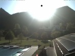 Archiv Foto Webcam Kreuth: Kirche und Freibad 17:00