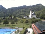 Archiv Foto Webcam Kreuth: Kirche und Freibad 13:00