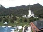 Archiv Foto Webcam Kreuth: Kirche und Freibad 09:00