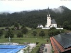 Archiv Foto Webcam Kreuth: Kirche und Freibad 13:00