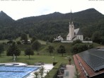 Archiv Foto Webcam Kreuth: Kirche und Freibad 15:00