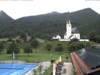 Archiv Foto Webcam Kreuth: Kirche und Freibad 09:00