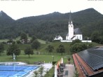 Archiv Foto Webcam Kreuth: Kirche und Freibad 15:00