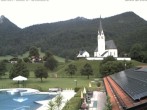 Archiv Foto Webcam Kreuth: Kirche und Freibad 07:00