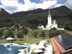 Archiv Foto Webcam Kreuth: Kirche und Freibad 09:00