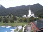 Archiv Foto Webcam Kreuth: Kirche und Freibad 05:00