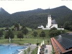 Archiv Foto Webcam Kreuth: Kirche und Freibad 11:00