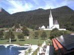Archiv Foto Webcam Kreuth: Kirche und Freibad 07:00