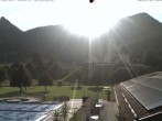 Archiv Foto Webcam Kreuth: Kirche und Freibad 17:00