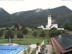 Archiv Foto Webcam Kreuth: Kirche und Freibad 07:00