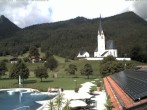 Archiv Foto Webcam Kreuth: Kirche und Freibad 09:00