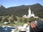 Archiv Foto Webcam Kreuth: Kirche und Freibad 07:00