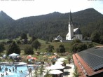 Archiv Foto Webcam Kreuth: Kirche und Freibad 13:00