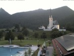 Archiv Foto Webcam Kreuth: Kirche und Freibad 19:00