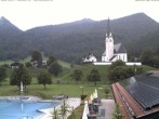 Archiv Foto Webcam Kreuth: Kirche und Freibad 07:00