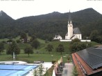 Archiv Foto Webcam Kreuth: Kirche und Freibad 14:00