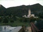 Archiv Foto Webcam Kreuth: Kirche und Freibad 06:00