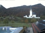 Archiv Foto Webcam Kreuth: Kirche und Freibad 07:00