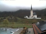 Archiv Foto Webcam Kreuth: Kirche und Freibad 11:00