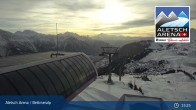 Archived image Webcam Bettmeralp: Bergstation Wurzenbord 14:00