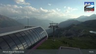 Archived image Webcam Bettmeralp: Bergstation Wurzenbord 18:00