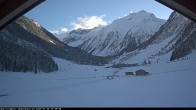 Archiv Foto Webcam Krimmler Tauernhaus Süd (1.622 Meter) 15:00