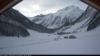 Archived image Mountain Hut Krimmler Tauernhaus - Webcam South 07:00