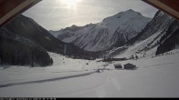 Archived image Mountain Hut Krimmler Tauernhaus - Webcam South 11:00