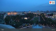 Archiv Foto Webcam Wiener Burgtheater 20:00