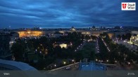 Archiv Foto Webcam Wiener Burgtheater 20:00