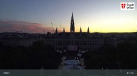 Archiv Foto Webcam Wiener Burgtheater 20:00