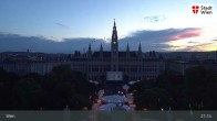 Archiv Foto Webcam Wiener Burgtheater 20:00