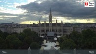 Archiv Foto Webcam Wiener Burgtheater 18:00