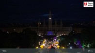Archiv Foto Webcam Wiener Burgtheater 20:00