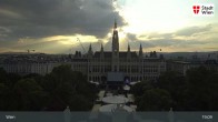 Archiv Foto Webcam Wiener Burgtheater 18:00