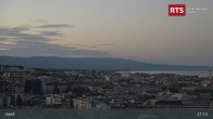 Archiv Foto Webcam Genfer - RTS Hochhaus 02:00