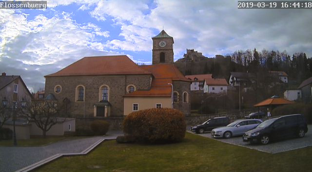 Katholischen Kirche und Burgruine - Webcam Flossenbürg in der ErlebnisRegion Oberpfälzer Wald