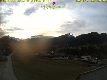 Guesthouse &#34;Almenrausch&#34;