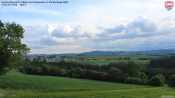 Hochwolkersdorf - view to the southwest
